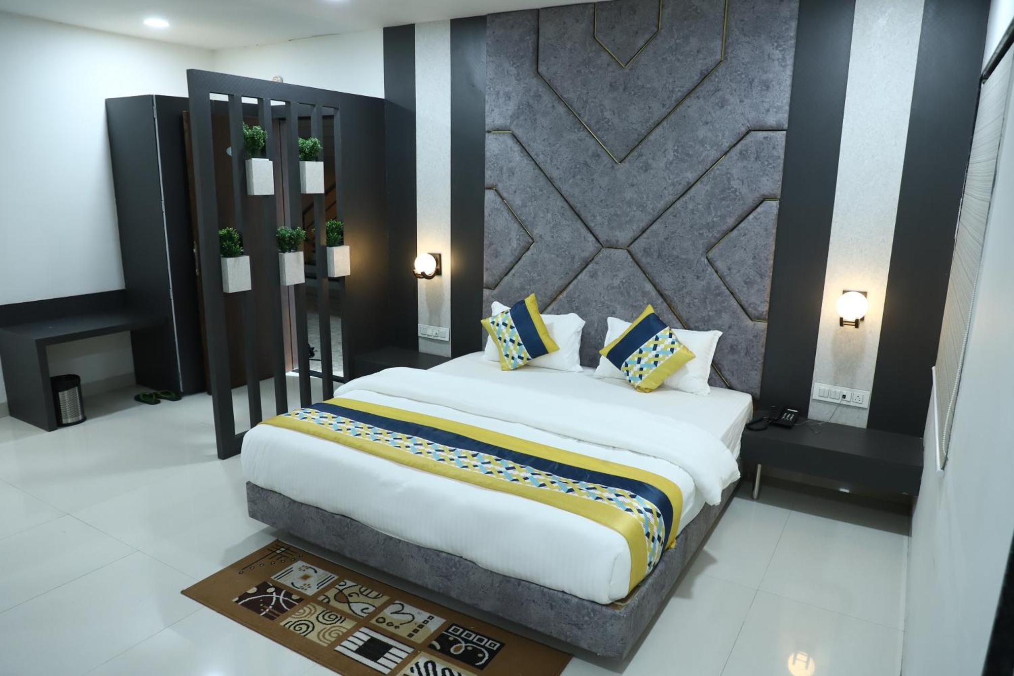 Hotel Singhnature Khandwa Экстерьер фото